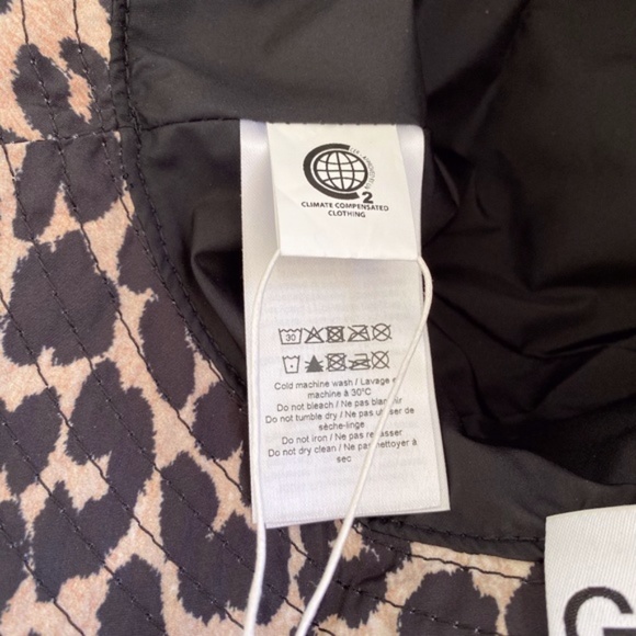 NEW Ganni Recycled Tech Bucket Hat Leopard XS/S - Picture 14 of 16